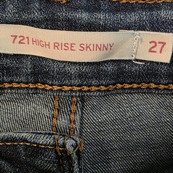 Levi's women's 721 High Rise Skinny distressed denim jeans, size 27/30 - Picture 4 of 7